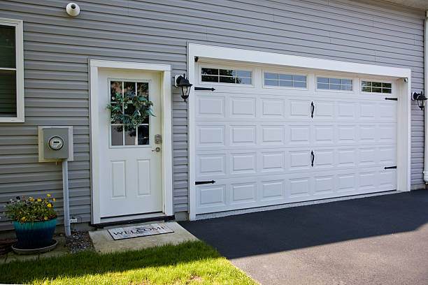 24/7 Emergency Garage Door Panel Replacement experts in Pageland, SC